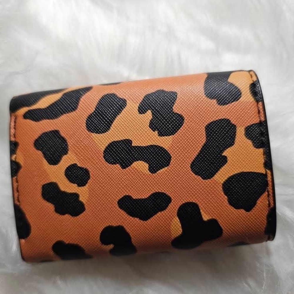 Marc Jacobs Leopard Print Small Wallet - image 8